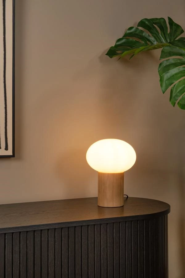 Lucide BIRTLE - Tischlampe - 1xE14 - Opal - Atmosphäre 1